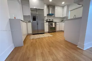 9481 Sunrise Lakes Blvd, Sunrise, FL 33322 - Photo 6