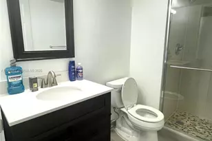 16571 Blatt Blvd, Weston, FL 33326 - Photo 4