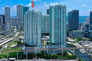 90 SW 3rd St, Miami, FL 33130 - Photo 36