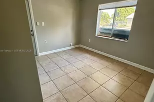 1205 NW 7th Ave, Florida City, FL 33034 - Photo 8