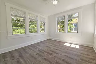 2007 SW 10th St, Miami, FL 33135 - Photo 10