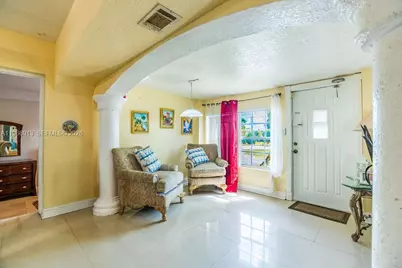 6101 Flagler St, Hollywood, FL 33023 - Photo 6