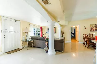 6101 Flagler St, Hollywood, FL 33023 - Photo 8