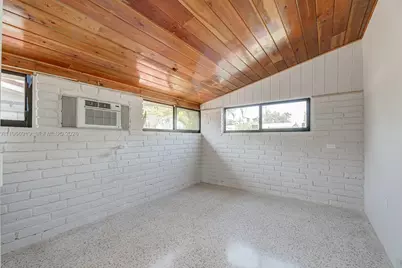 311 NW 56th Ave #B, Miami, FL 33126 - Photo 10