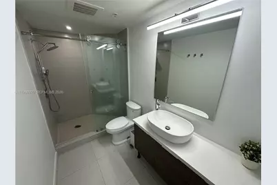 1010 SW 2nd Ave #1208, Miami, FL 33130 - Photo 8