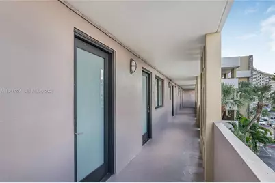 301 Golden Isles Dr #403, Hallandale Beach, FL 33009 - Photo 2