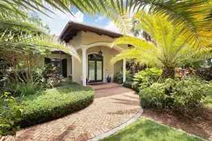 10601 SW 72nd Ct, Pinecrest, FL 33156 - Photo 1