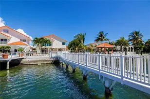 1400 Stillwater Dr, Miami Beach, FL 33141 - Photo 20
