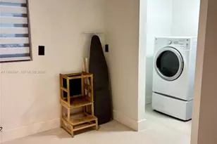 14324 Garden Dr, Miami, FL 33168 - Photo 18