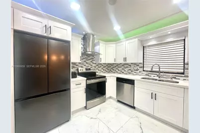 16490 NE 2nd Ave, Miami, FL 33162 - Photo 6