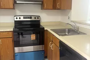 19715 SW 114th Ave, Miami, FL 33157 - Photo 2