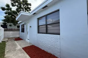 860 SE 9th Ct, Hialeah, FL 33010 - Photo 14