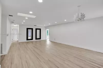 19710 NE 23rd Ave, Miami, FL 33180 - Photo 10