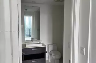 45 SW 9th St, Miami, FL 33130 - Photo 28