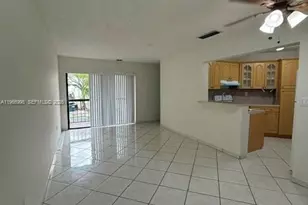 660 W Park Dr, Miami, FL 33172 - Photo 6