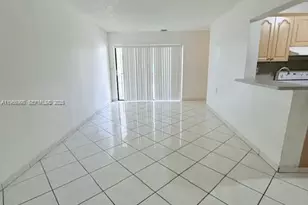 660 W Park Dr, Miami, FL 33172 - Photo 6