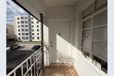 301 86th St #303-4A, Miami Beach, FL 33141 - Photo 6