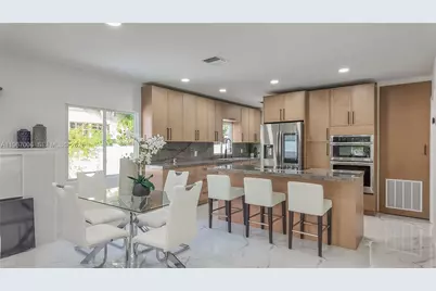 3389 NW 14th Ave, Miami, FL 33142 - Photo 10