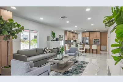 3389 NW 14th Ave, Miami, FL 33142 - Photo 8