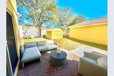 9411 NW 55th St, Sunrise, FL 33351 - Photo 28