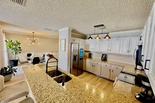 9411 NW 55th St, Sunrise, FL 33351 - Photo 6