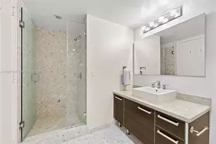 185 SW 7th St, Miami, FL 33130 - Photo 18