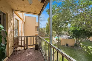 8380 Lagos De Campo Blvd, Tamarac, FL 33321 - Photo 16