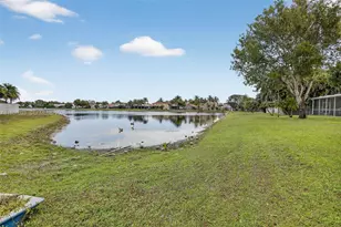 10755 SW 17th Pl, Davie, FL 33324 - Photo 48