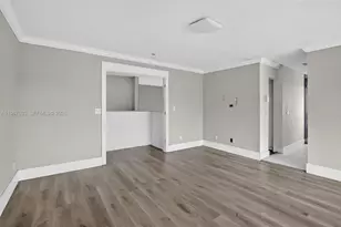 10755 SW 17th Pl, Davie, FL 33324 - Photo 20