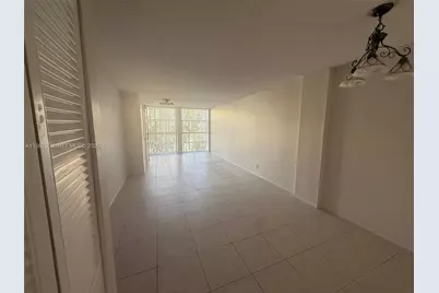 801 Three Islands Blvd #403, Hallandale Beach, FL 33009 - Photo 2