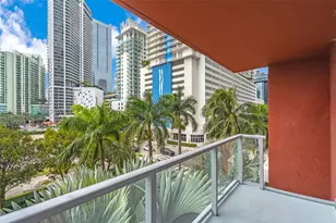 1155 Brickell Bay Dr, Miami, FL 33131 - Photo 26