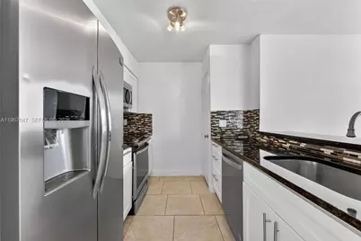 2841 N Oakland Forest Dr #110, Oakland Park, FL 33309 - Photo 10