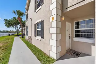 2841 N Oakland Forest Dr, Oakland Park, FL 33309 - Photo 4
