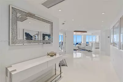 4779 Collins Av #3701, Miami Beach, FL 33140 - Photo 2