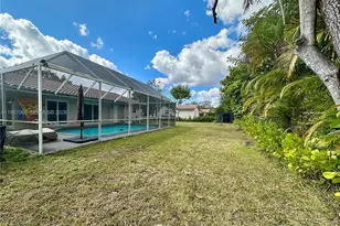 8203 NW 37th St, Coral Springs, FL 33065 - Photo 18