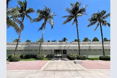 2899 Collins Ave #740, Miami Beach, FL 33140 - Photo 24