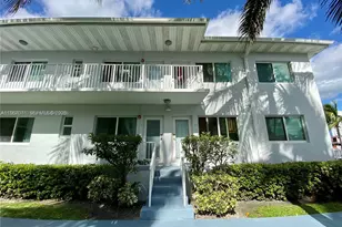 7207 Bay Dr, Miami Beach, FL 33141 - Photo 12