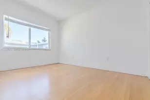 7207 Bay Dr, Miami Beach, FL 33141 - Photo 8