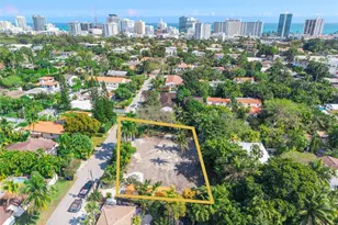 2880 Fairgreen Dr, Miami Beach, FL 33140 - Photo 8