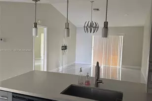 9863 Three Lakes Cir, Boca Raton, FL 33428 - Photo 6