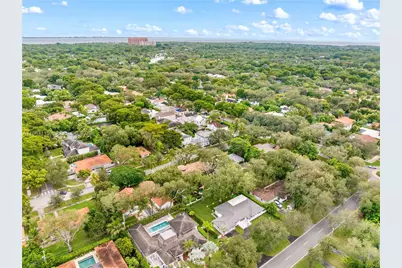 6011 Maynada St, Coral Gables, FL 33146 - Photo 32