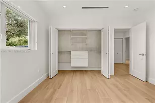 6011 Maynada St, Coral Gables, FL 33146 - Photo 16