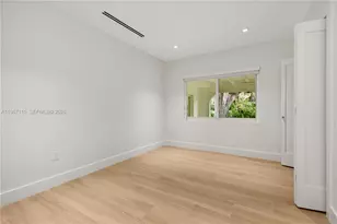 6011 Maynada St, Coral Gables, FL 33146 - Photo 18