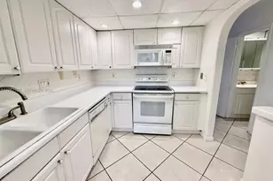 1401 S Federal Hwy, Boca Raton, FL 33432 - Photo 14