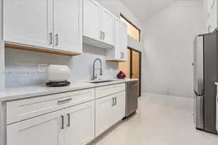 22708 Meridiana Dr, Boca Raton, FL 33433 - Photo 12