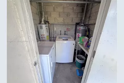 29-33 SE 4th St, Dania Beach, FL 33004 - Photo 24