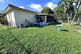 29-33 SE 4th St, Dania Beach, FL 33004 - Photo 30
