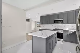 3740 NW 188th St, Miami Gardens, FL 33055 - Photo 10