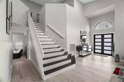 1034 NW 184th Way, Pembroke Pines, FL 33029 - Photo 24