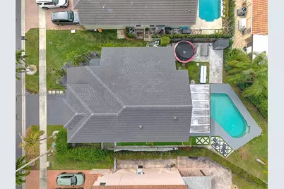 1034 NW 184th Way, Pembroke Pines, FL 33029 - Photo 58